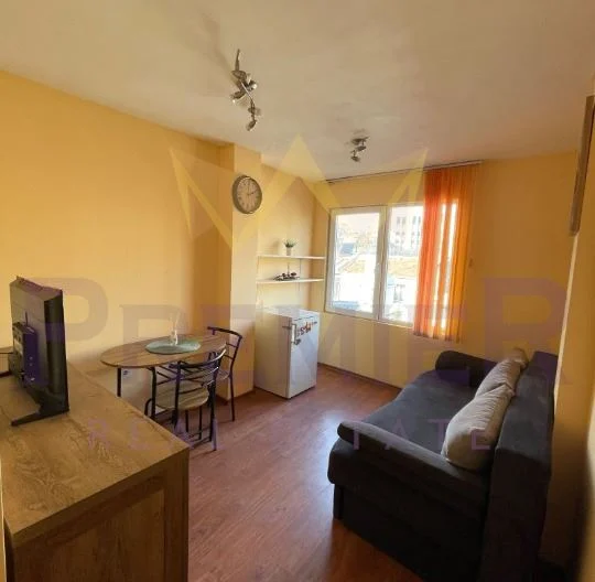 ЕДНОСТАЕН АПАРТАМЕНТ, ИДЕАЛЕН ЦЕНТЪР -  - снимка 5 - Имоти Премиер