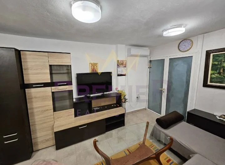 ЕДНОСТАЕН АПАРТАМЕНТ, КОЛХОЗЕН ПАЗАР -  - снимка 4 - Имоти Премиер