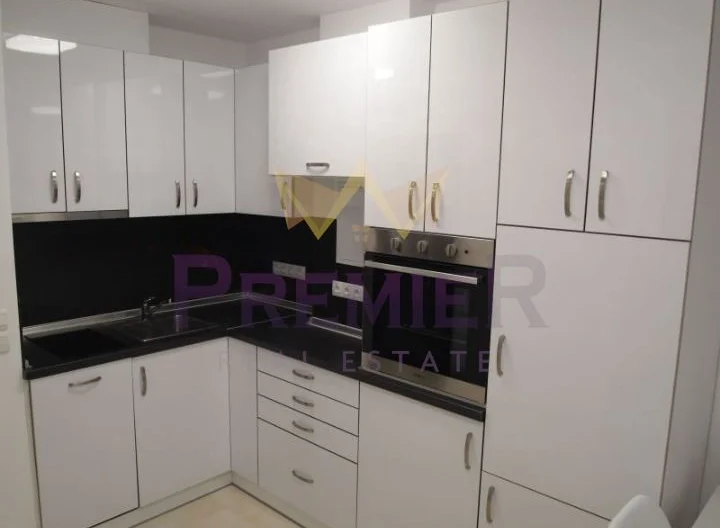 ЕДНОСТАЕН АПАРТАМЕНТ, ЦЕНТЪР -  - снимка 1 - Имоти Премиер