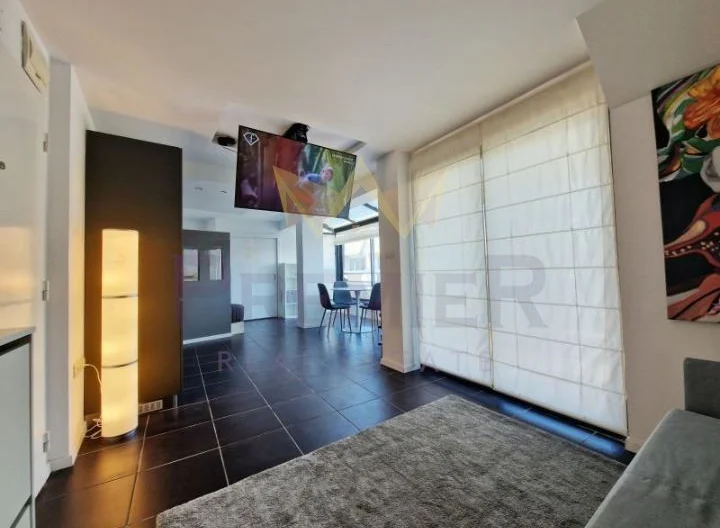 ЕДНОСТАЕН АПАРТАМЕНТ, ЦЕНТЪР -  - снимка 4 - Имоти Премиер