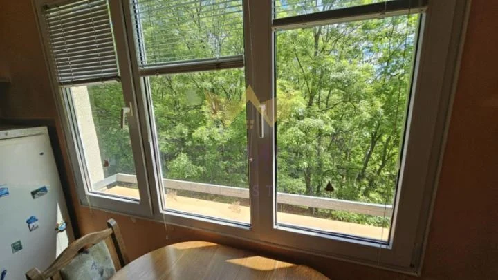 Едностаен апартамент в кв. Свобода -  - снимка 4 - Имоти Премиер