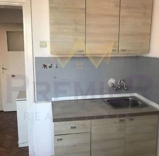 Едностаен апартамент в Център -  - снимка 1 - Имоти Премиер