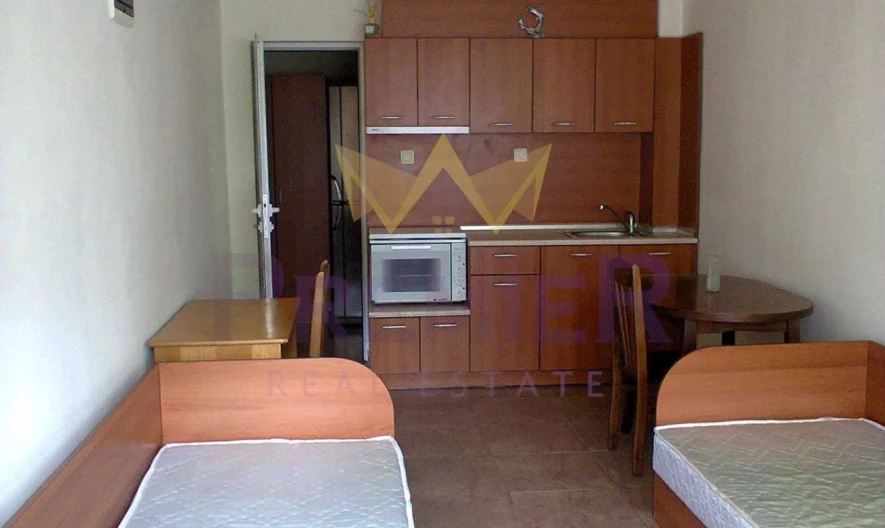 ЕДНОСТАЕН БАЗАР ЛЕВСКИ - - снимка 1 - Имоти Премиер