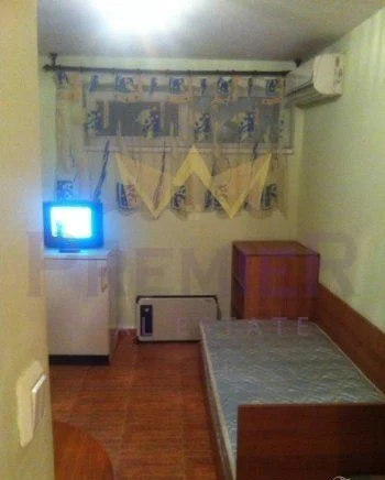 ЕДНОСТАЕН БАЗАР ЛЕВСКИ - - снимка 4 - Имоти Премиер