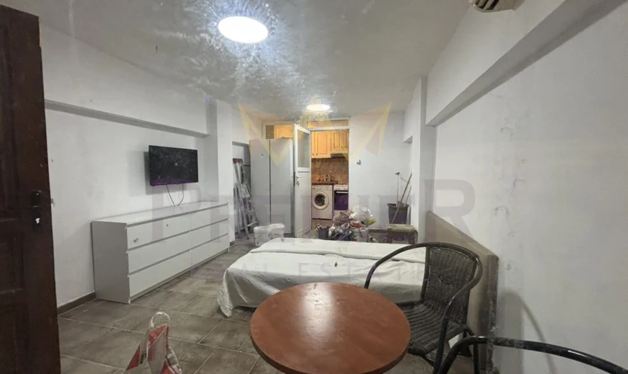 ЕДНОСТАЕН КОЛХОЗЕН ПАЗАР -  - снимка 2 - Имоти Премиер