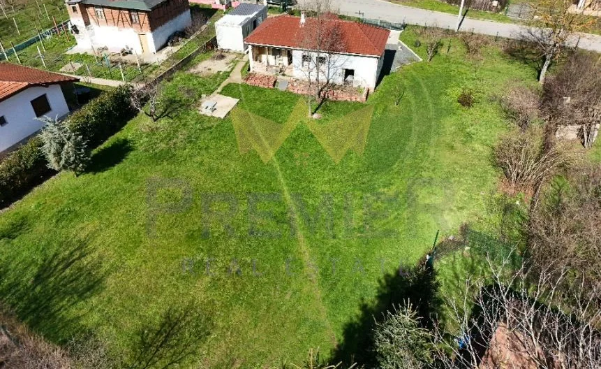 Ексклузивно – 3 дка имот с две къщи до река, в сърцето на Странджа -  - снимка 1 - Имоти Премиер