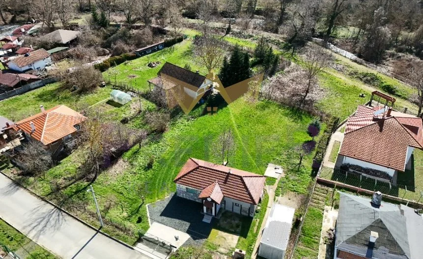 Ексклузивно – 3 дка имот с две къщи до река, в сърцето на Странджа -  - снимка 2 - Имоти Премиер