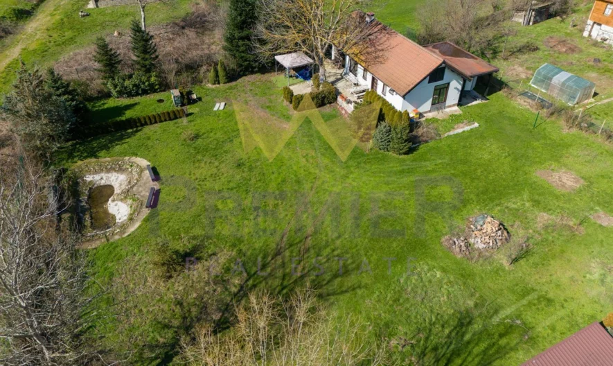 Ексклузивно – 3 дка имот с две къщи до река, в сърцето на Странджа -  - снимка 8 - Имоти Премиер