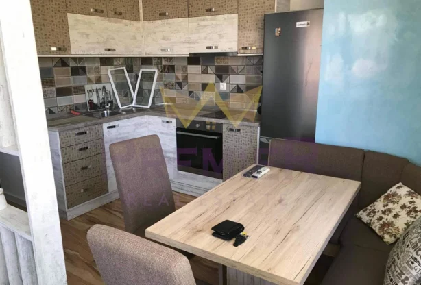 Агенция за недвижими имоти - Имоти Премиер - имот - 1220301, Цена: 400 EUR