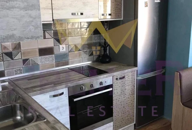 Агенция за недвижими имоти - Имоти Премиер - имот - 1220301, Цена: 400 EUR
