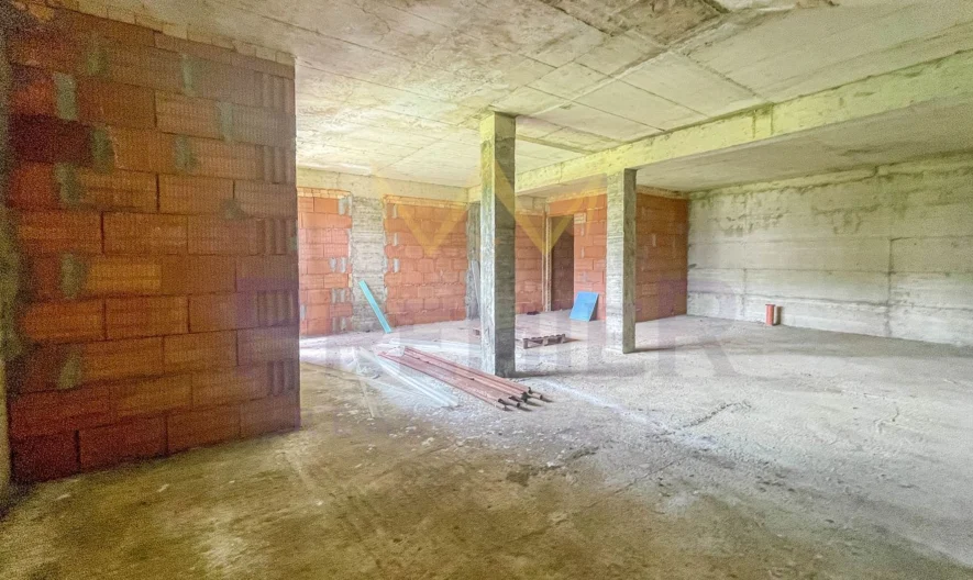 ЕКСКЛУЗИВНО ТОП КЪЩА с. ЗВЕЗДИЦА -  - снимка 25 - Имоти Премиер