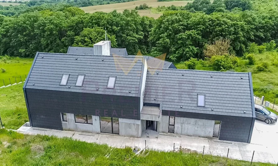 ЕКСКЛУЗИВНО ТОП КЪЩА с. ЗВЕЗДИЦА -  - снимка 7 - Имоти Премиер