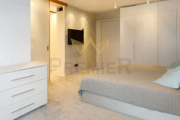 Elegant and Spacious Multi-Room Apartment in Strelbishte -  - snimka 4 - Imoti Premier