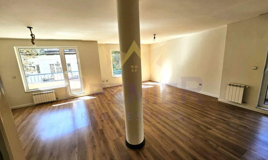 Елегантен тристаен апартамент в кв.Оборище -  - снимка 7 - Имоти Премиер