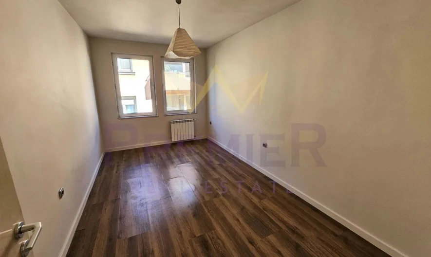 Елегантен тристаен апартамент в кв.Оборище -  - снимка 8 - Имоти Премиер