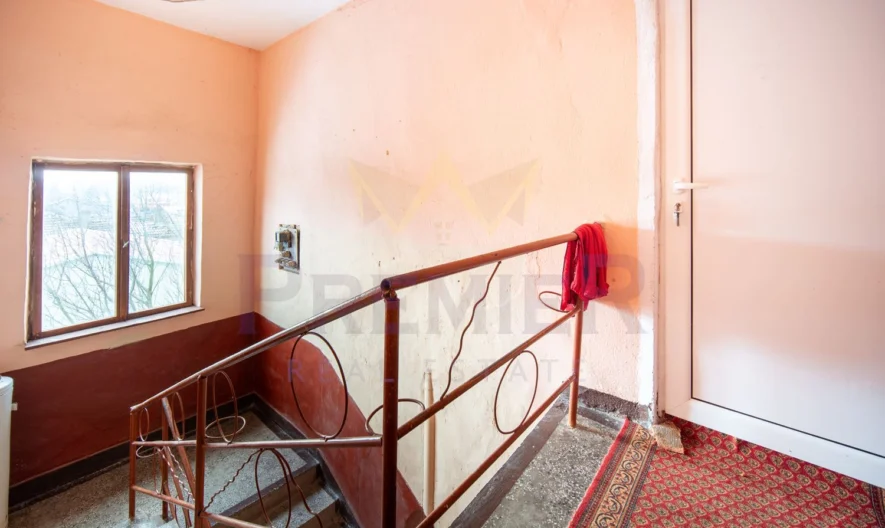 Етаж от Къща -  - снимка 15 - Имоти Премиер