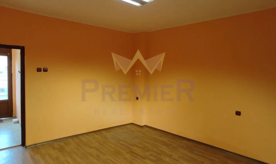 ЕТАЖ ОТ КЪЩА 60 КВ.М. В ЦЕНТЪРА НА ПОМОРИЕ -  - снимка 3 - Имоти Премиер