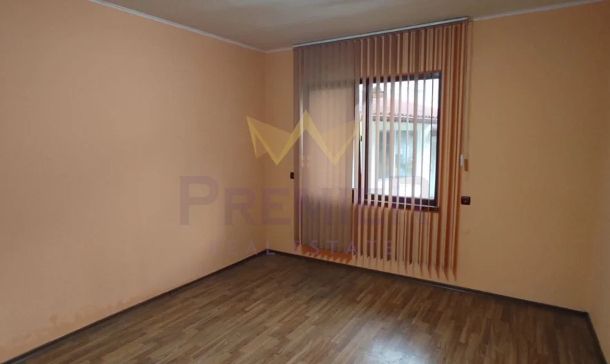 ЕТАЖ ОТ КЪЩА 60 КВ.М. В ЦЕНТЪРА НА ПОМОРИЕ -  - снимка 7 - Имоти Премиер