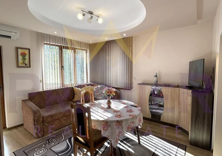 Етаж от къща Галата -  - снимка 2 - Имоти Премиер