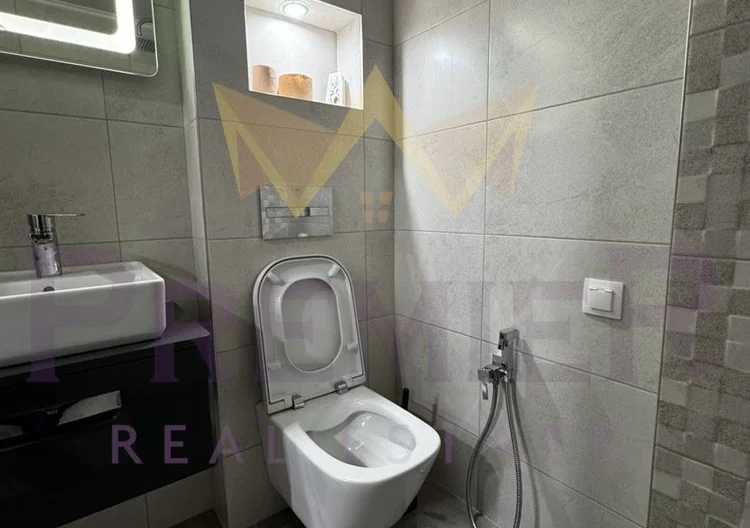 ЕТАЖ ОТ КЪЩА, ГР. АКСАКОВО -  - снимка 13 - Имоти Премиер