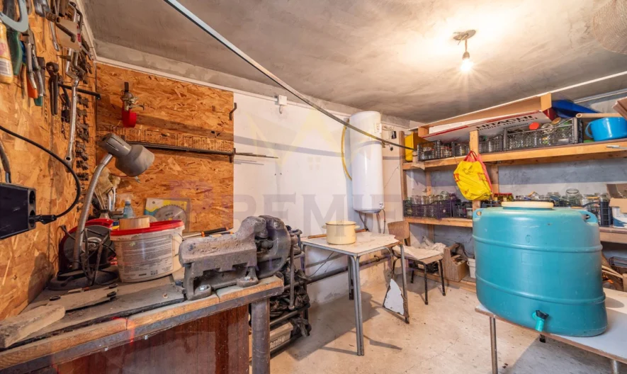 Етаж от къща гр. Белослав -  - снимка 17 - Имоти Премиер