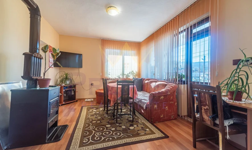 Етаж от къща гр. Белослав -  - снимка 6 - Имоти Премиер