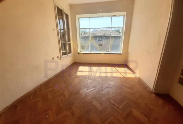 Агенция за недвижими имоти - Имоти Премиер - имот - 1002956, Цена: 75000 EUR