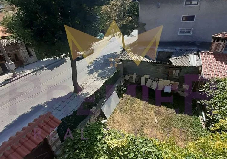 Етаж от Къща гр. Провадия -  - снимка 7 - Имоти Премиер