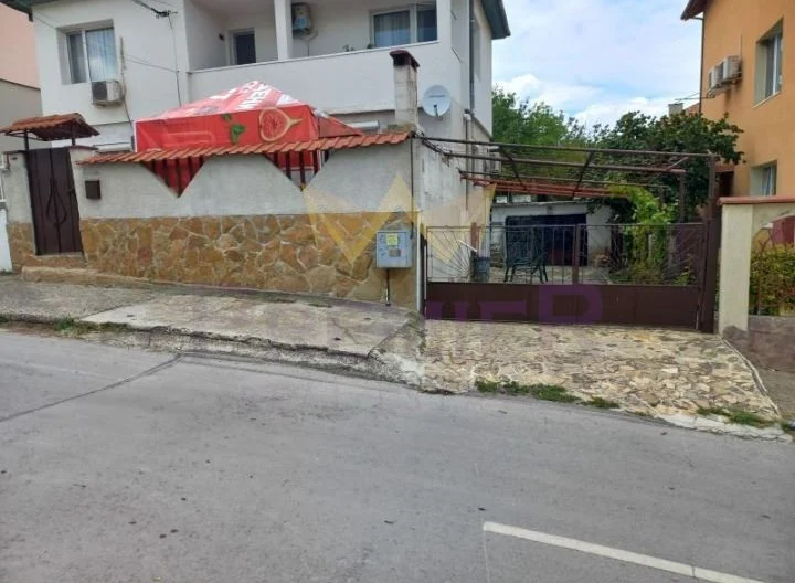 Агенция за недвижими имоти - Имоти Премиер - имот - 1096690, Цена: 200000 EUR