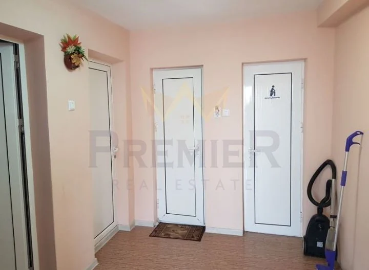 Етаж от къща гр.Аксаково -  - снимка 8 - Имоти Премиер