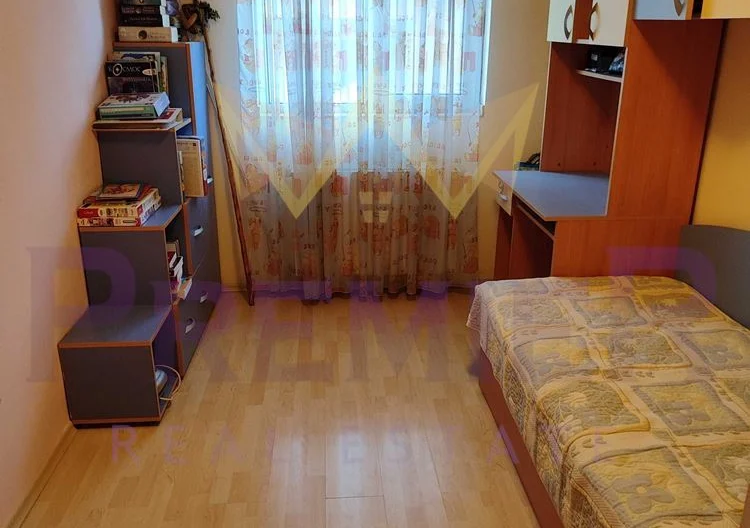 Етаж от къща гр.Белослав -  - снимка 12 - Имоти Премиер