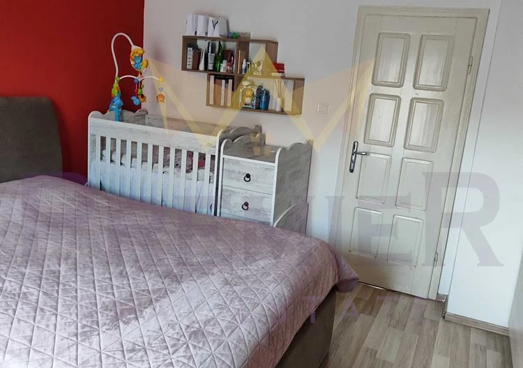 Етаж от къща гр.Белослав -  - снимка 15 - Имоти Премиер