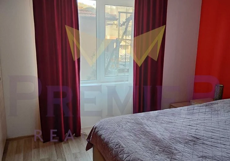 Етаж от къща гр.Белослав -  - снимка 18 - Имоти Премиер