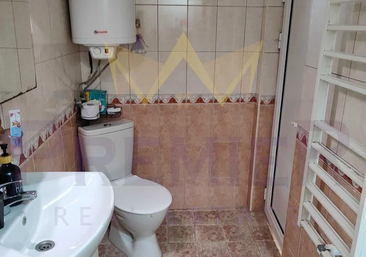 Етаж от къща гр.Белослав -  - снимка 20 - Имоти Премиер