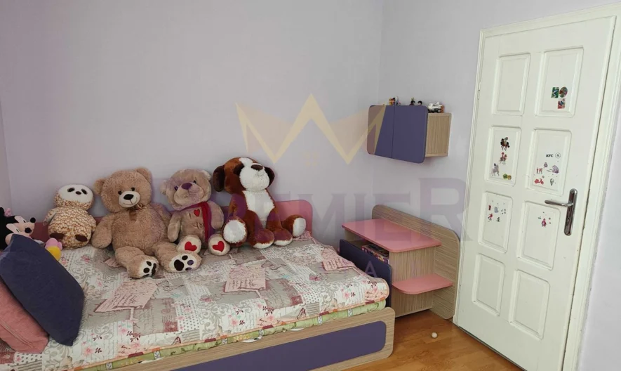 Етаж от къща гр.Белослав -  - снимка 8 - Имоти Премиер