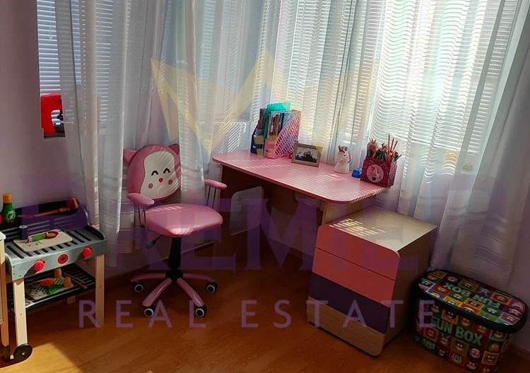 Етаж от къща гр.Белослав -  - снимка 9 - Имоти Премиер