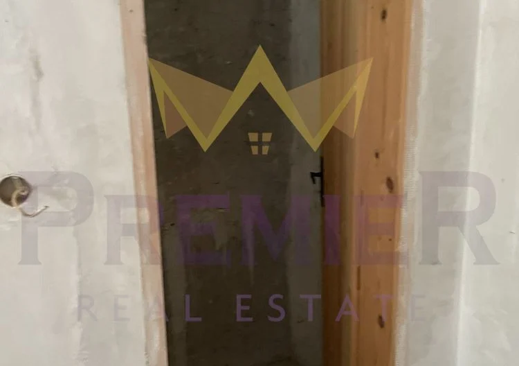 Етаж от къща на метри от плажа в Галата -  - снимка 10 - Имоти Премиер