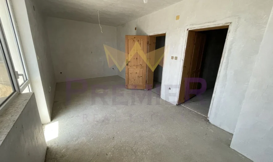 Етаж от къща на метри от плажа в Галата -  - снимка 7 - Имоти Премиер