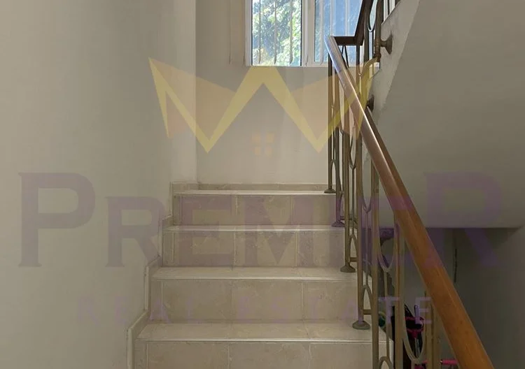 Етаж от къща на метри от плажа в Галата -  - снимка 8 - Имоти Премиер