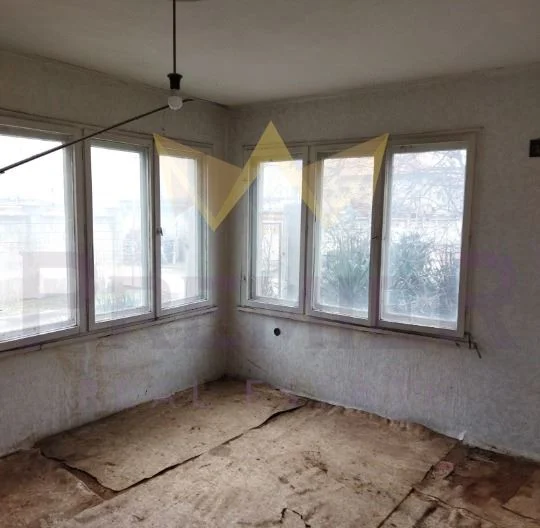 ЕТАЖ ОТ КЪЩА, с. Тополи, обл.Варна -  - снимка 1 - Имоти Премиер