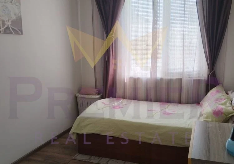 Етаж от къща със самостоятелен вход,кв.Ветрен - - снимка 8 - Имоти Премиер