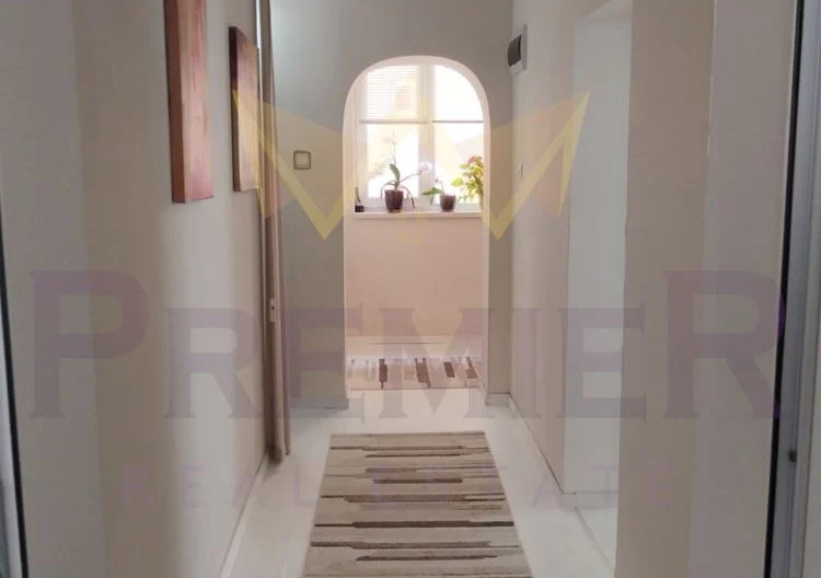 Етаж от къща със самостоятелен вход,кв.Ветрен - - снимка 9 - Имоти Премиер