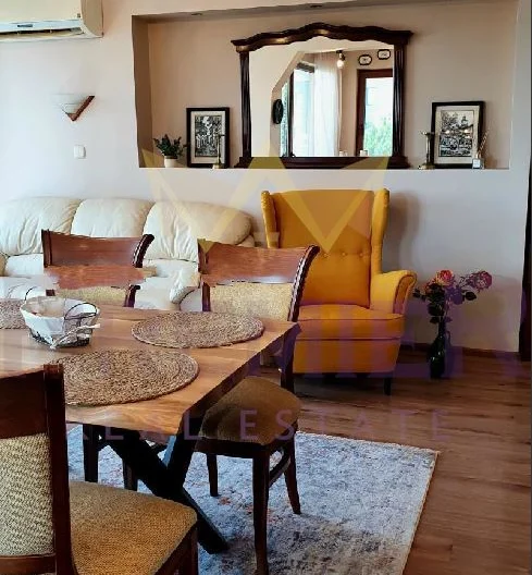 ЕТАЖ ОТ КЪЩА ТРИСТАЕН С ДВЕ СПАЛНИ -  - снимка 4 - Имоти Премиер