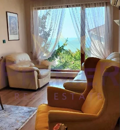 ЕТАЖ ОТ КЪЩА ТРИСТАЕН С ДВЕ СПАЛНИ -  - снимка 5 - Имоти Премиер