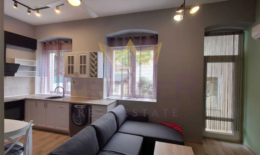 ЕТАЖ ОТ КЪЩА, ЦЕНТЪР - - снимка 4 - Имоти Премиер