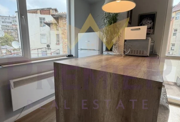 Агенция за недвижими имоти - Имоти Премиер - имот - 1200055, Цена: 450 EUR