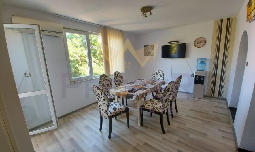 Етаж от къща в кв. Аспарухово -  - снимка 11 - Имоти Премиер