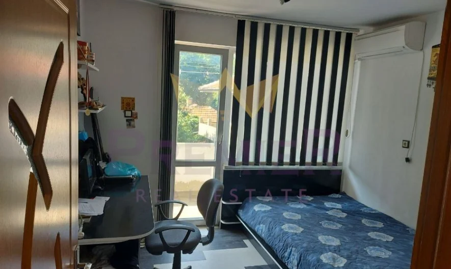 Етаж от къща в кв. Аспарухово -  - снимка 13 - Имоти Премиер