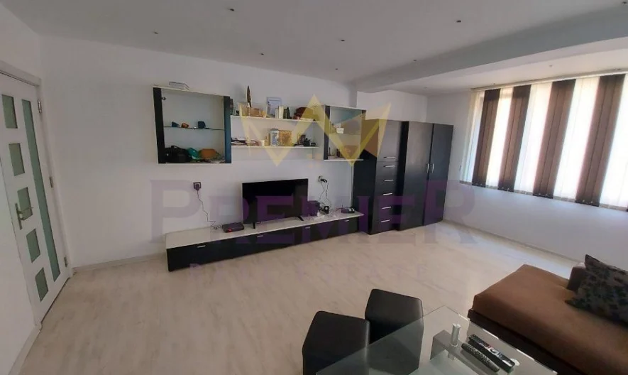 Етаж от къща в кв. Аспарухово -  - снимка 16 - Имоти Премиер