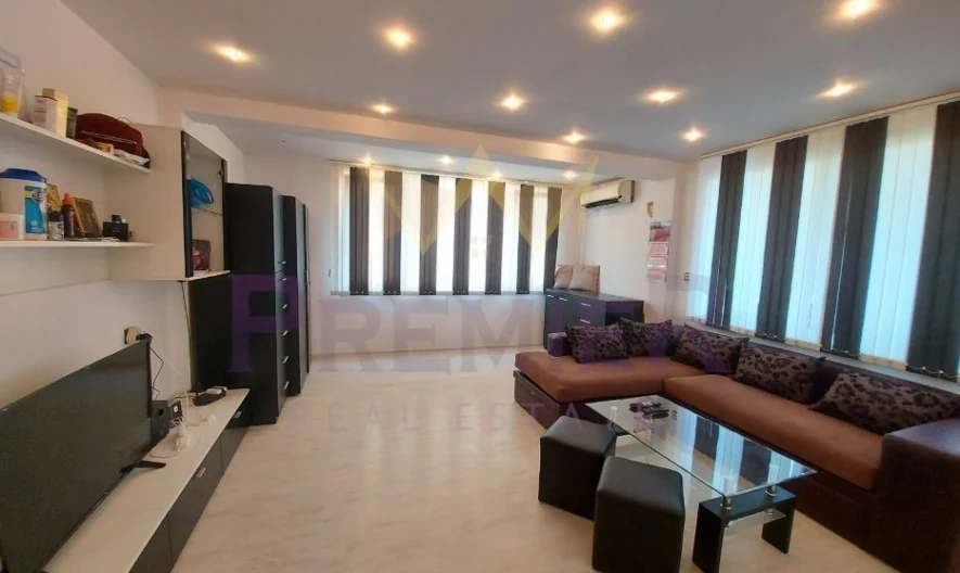 Етаж от къща в кв. Аспарухово -  - снимка 18 - Имоти Премиер